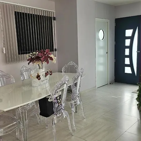 La Riviera Villa *